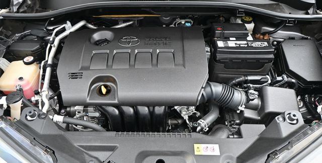 2019 Toyota C-HR LE - 23016534 - 16