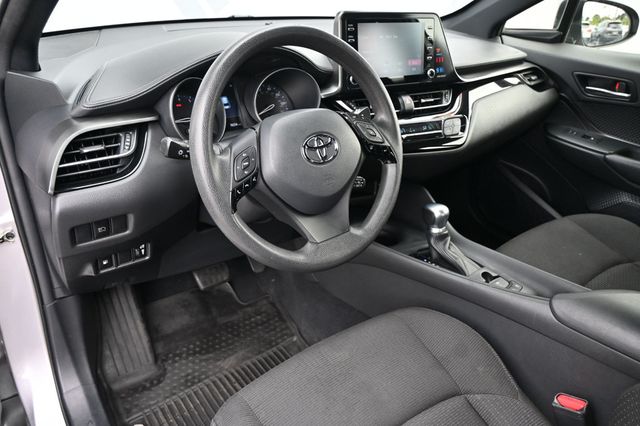 2019 Toyota C-HR LE - 23016534 - 7