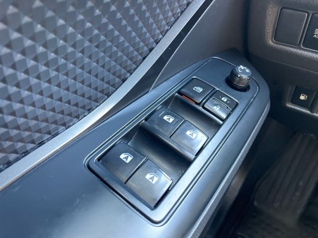 2019 Toyota C-HR LE - 23037990 - 15