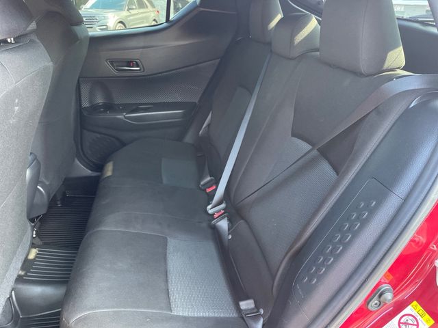 2019 Toyota C-HR LE - 23037990 - 18