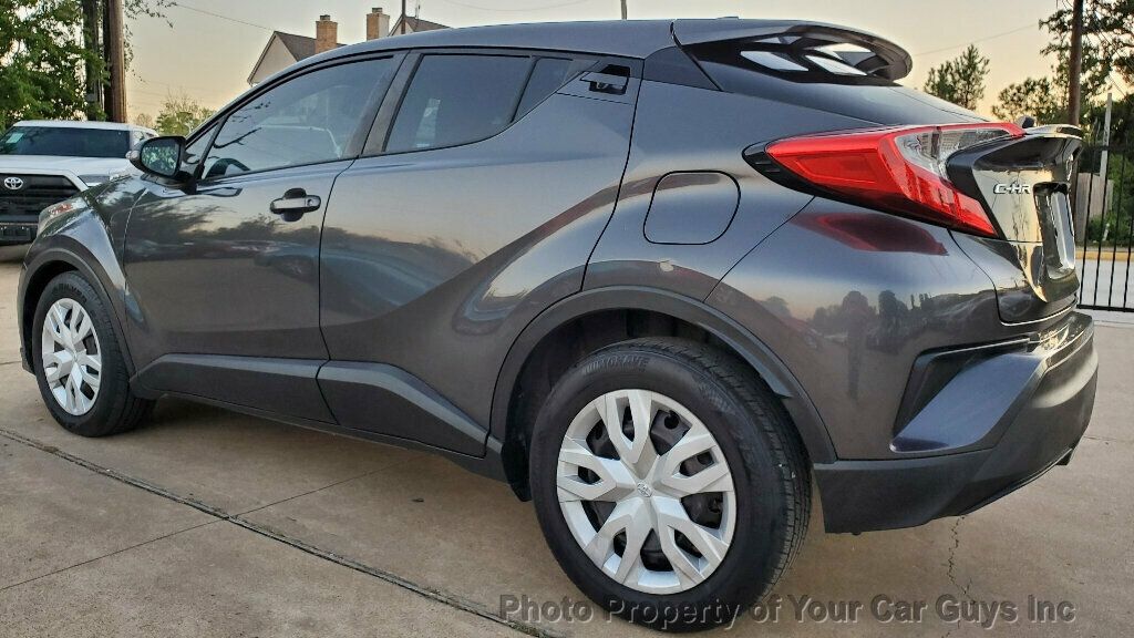 2019 Toyota C-HR LE - 22936847 - 19