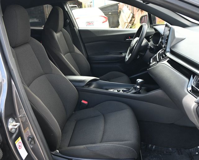 2019 Toyota C-HR LE FWD - 22989797 - 12