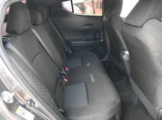 2019 Toyota C-HR LE FWD - 22989797 - 13