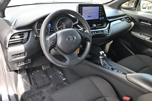 2019 Toyota C-HR LE FWD - 22989797 - 6