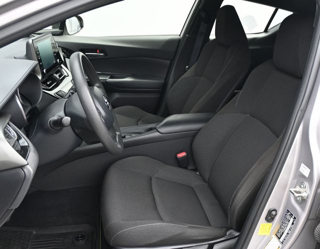 2019 Toyota C-HR LE FWD - 23039690 - 12