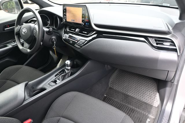 2019 Toyota C-HR LE FWD - 23039690 - 7