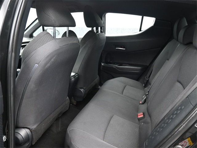 2019 Toyota C-HR LE FWD - 22893203 - 9