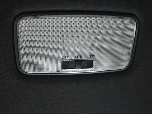 2019 Toyota C-HR LE FWD - 22893203 - 11