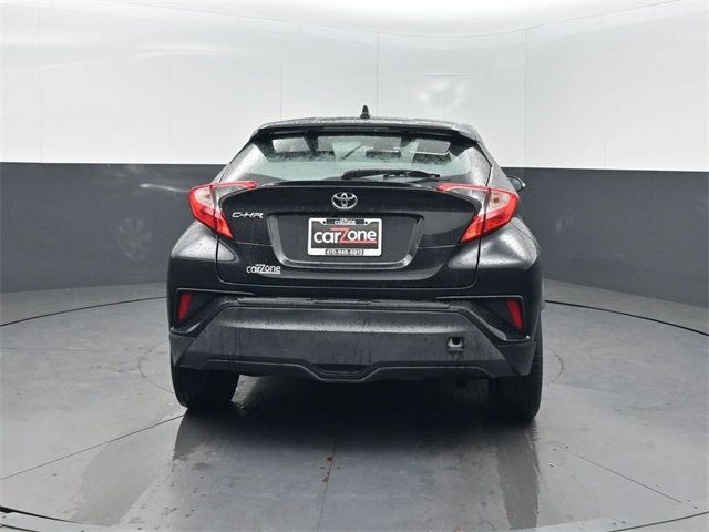 2019 Toyota C-HR LE FWD - 22893203 - 28