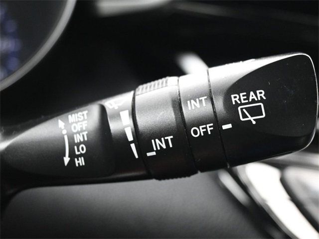 2019 Toyota C-HR LE FWD - 22968060 - 24