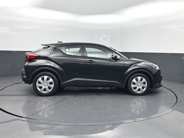 2019 Toyota C-HR LE FWD - 22968060 - 30