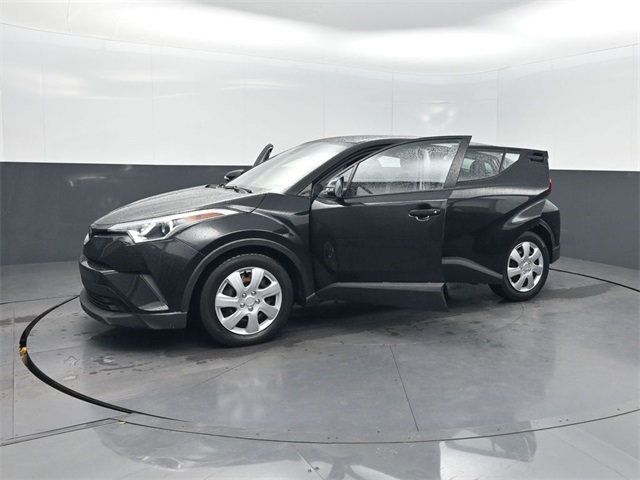2019 Toyota C-HR LE FWD - 22968060 - 33