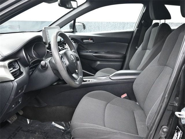 2019 Toyota C-HR LE FWD - 22968060 - 6