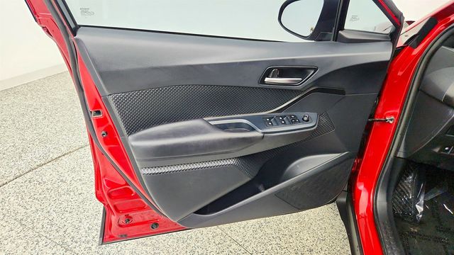 2019 Toyota C-HR LE FWD - 23022905 - 9