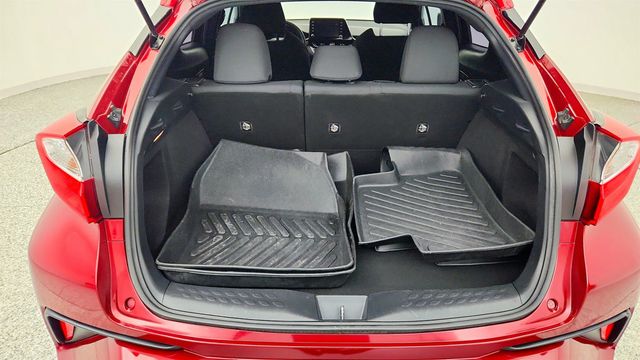 2019 Toyota C-HR LE FWD - 23022905 - 19