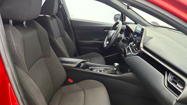 2019 Toyota C-HR LE FWD - 23022905 - 21