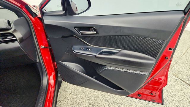2019 Toyota C-HR LE FWD - 23022905 - 23