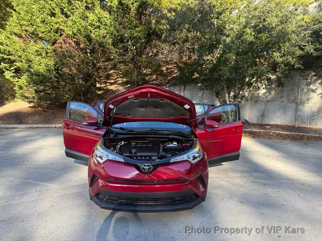 2019 Toyota C-HR XLE FWD - 22944778 - 17