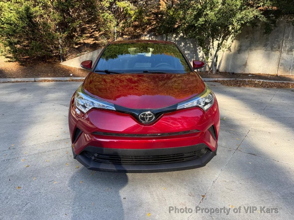2019 Toyota C-HR XLE FWD - 22944778 - 2