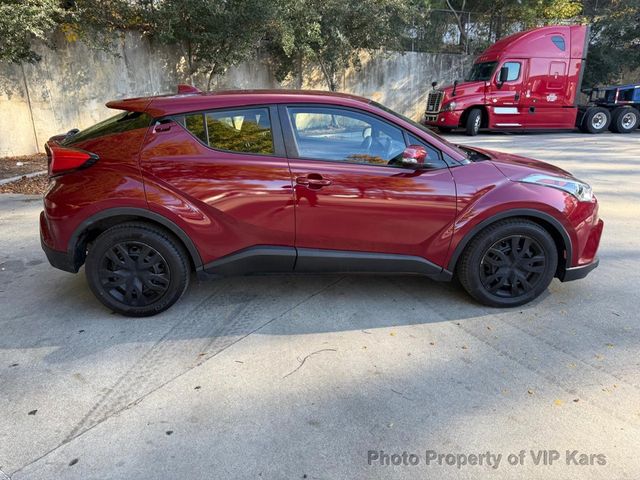 2019 Toyota C-HR XLE FWD - 22944778 - 6