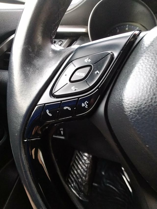 2019 Toyota C-HR XLE FWD - 22915234 - 12