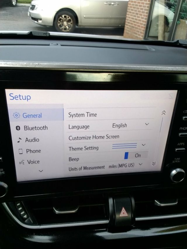 2019 Toyota C-HR XLE FWD - 22915234 - 18