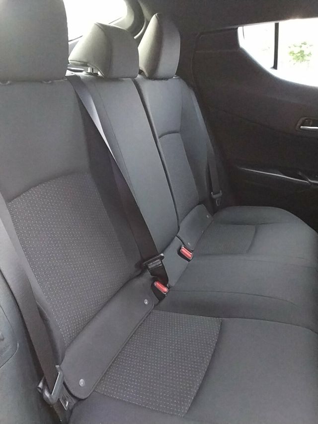 2019 Toyota C-HR XLE FWD - 22915234 - 8