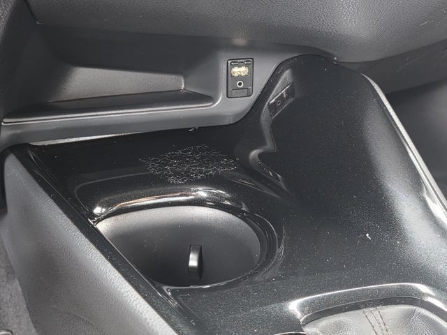 2019 Toyota C-HR XLE FWD - 23033607 - 16