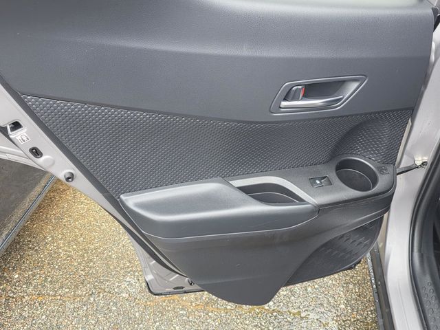 2019 Toyota C-HR XLE FWD - 23033607 - 27