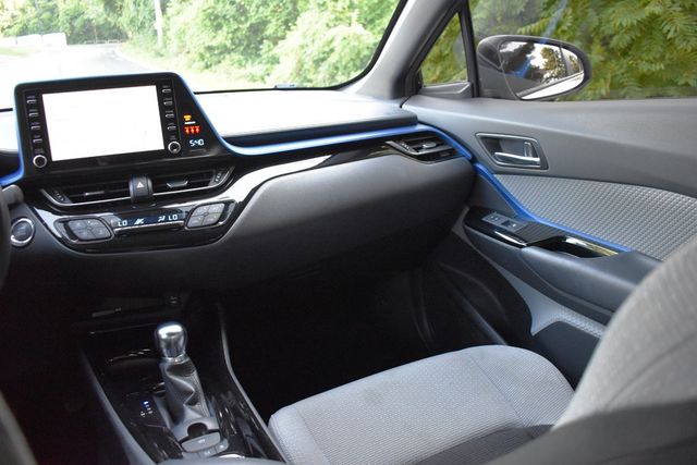 2019 Toyota C-HR XLE FWD - 23057665 - 21