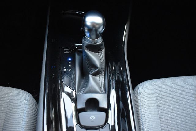 2019 Toyota C-HR XLE FWD - 23057665 - 23