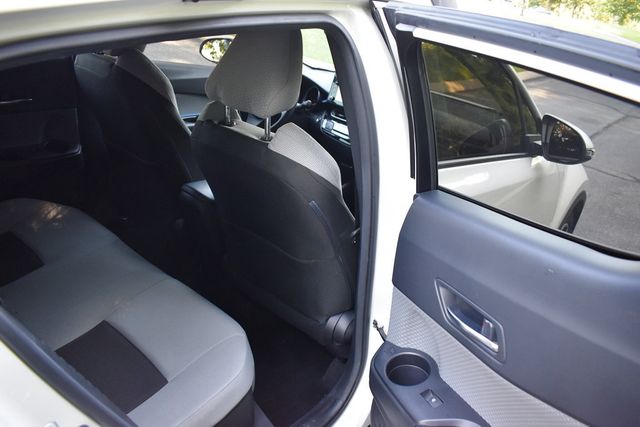 2019 Toyota C-HR XLE FWD - 23057665 - 31
