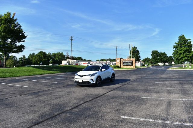 2019 Toyota C-HR XLE FWD - 23057665 - 38