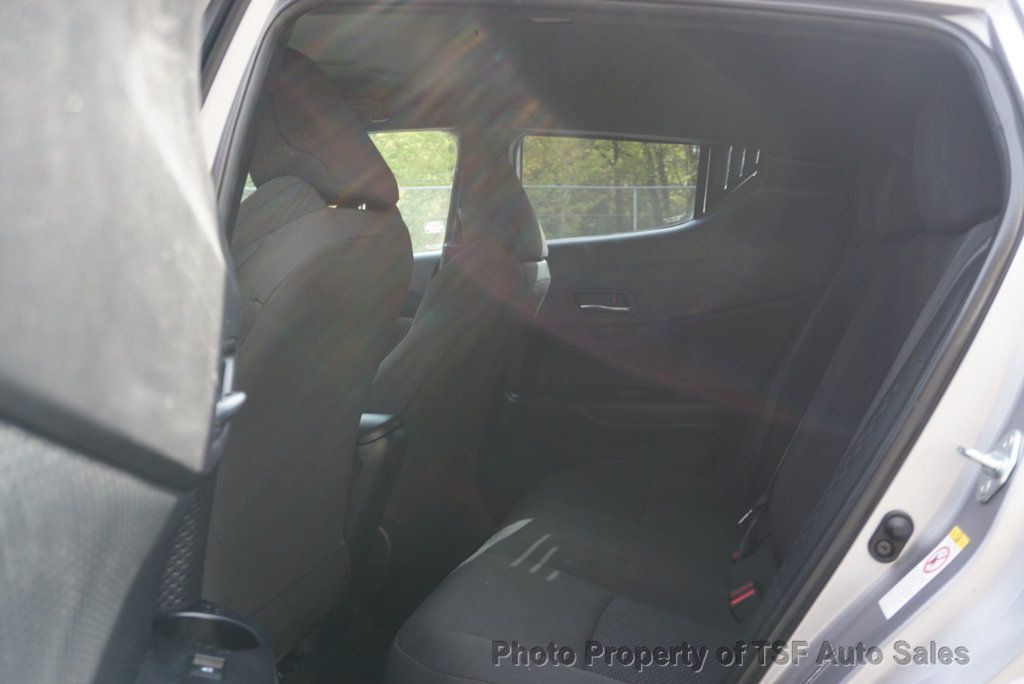 2019 Toyota C-HR XLE FWD - 23018446 - 11