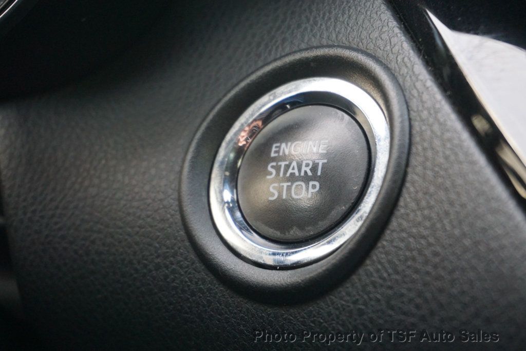 2019 Toyota C-HR XLE FWD - 23018446 - 24