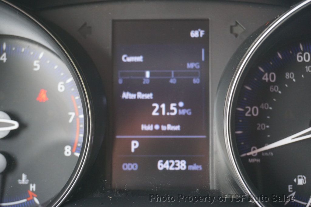 2019 Toyota C-HR XLE FWD - 23018446 - 30