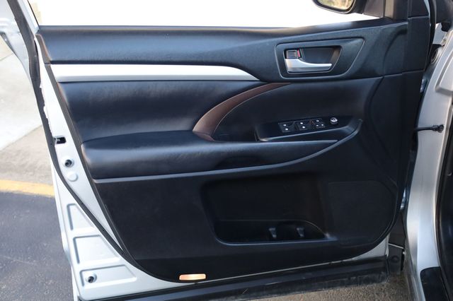 2019 Toyota Highlander  - 22908433 - 12