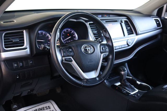 2019 Toyota Highlander  - 22908433 - 14