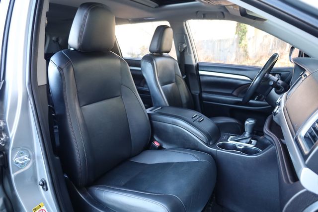 2019 Toyota Highlander  - 22908433 - 23