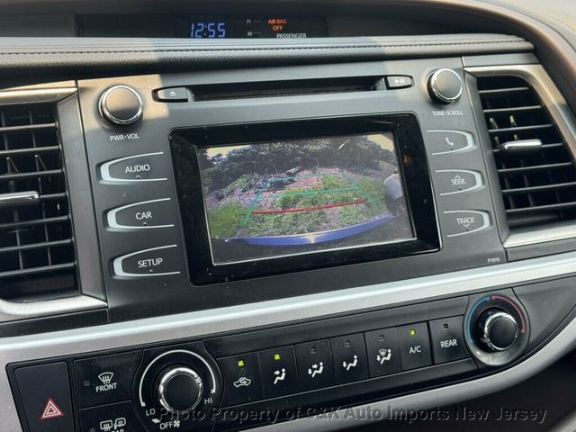 2019 Toyota Highlander  - 23065756 - 16