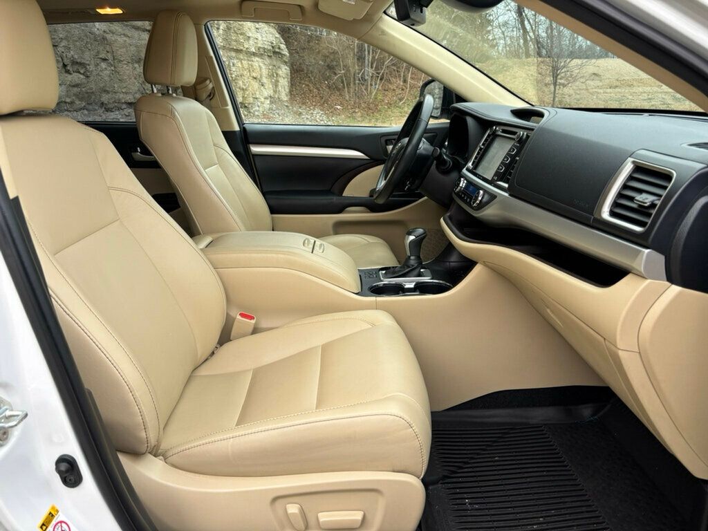 2019 Toyota Highlander 2019 TOYOTA HIGHLANDER XLE - 22969378 - 13