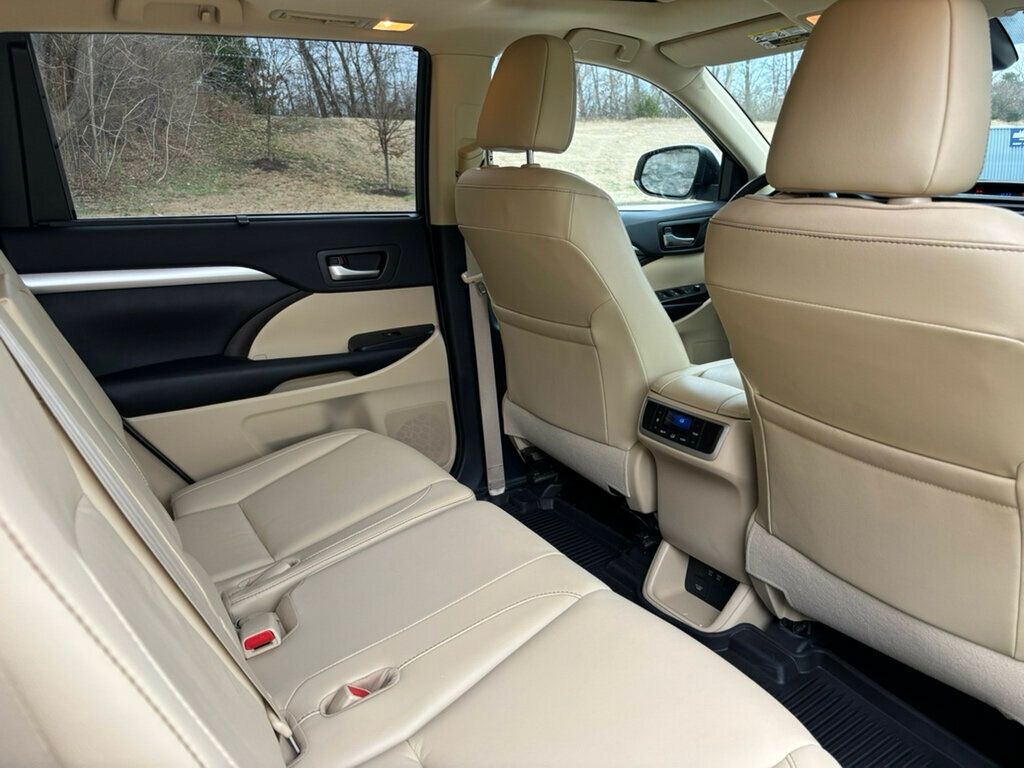 2019 Toyota Highlander 2019 TOYOTA HIGHLANDER XLE - 22969378 - 18