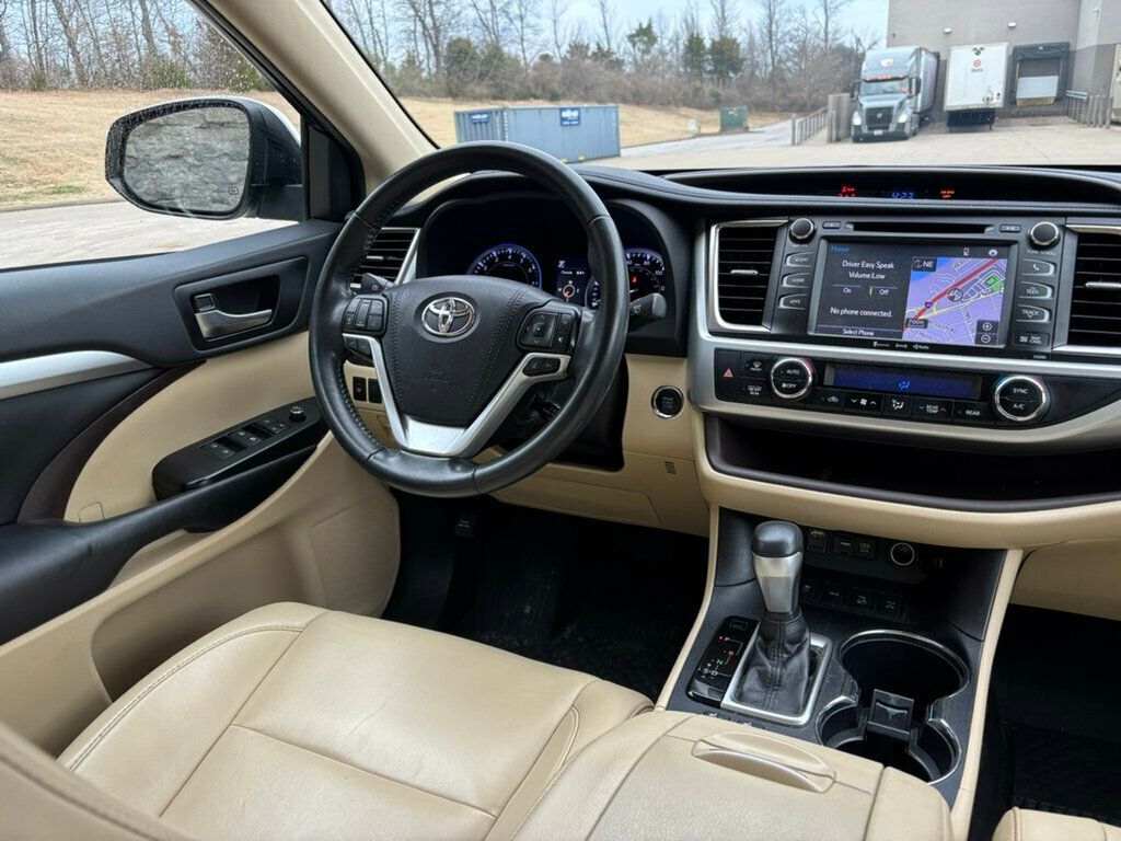 2019 Toyota Highlander 2019 TOYOTA HIGHLANDER XLE - 22969378 - 25