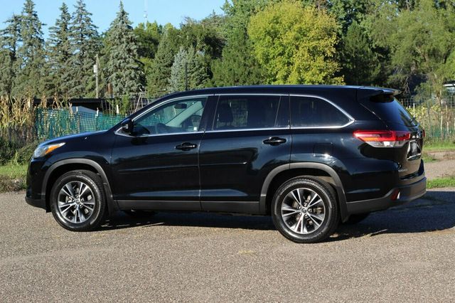 2019 Toyota Highlander AWD LE  - 23079280 - 20