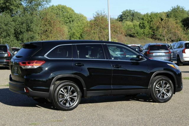 2019 Toyota Highlander AWD LE  - 23079280 - 2