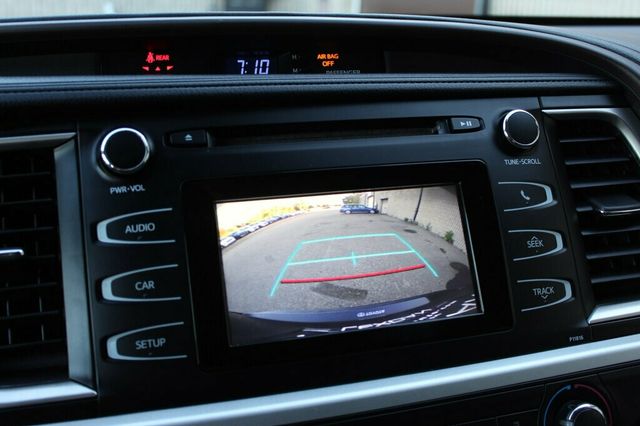 2019 Toyota Highlander AWD LE  - 23079280 - 33