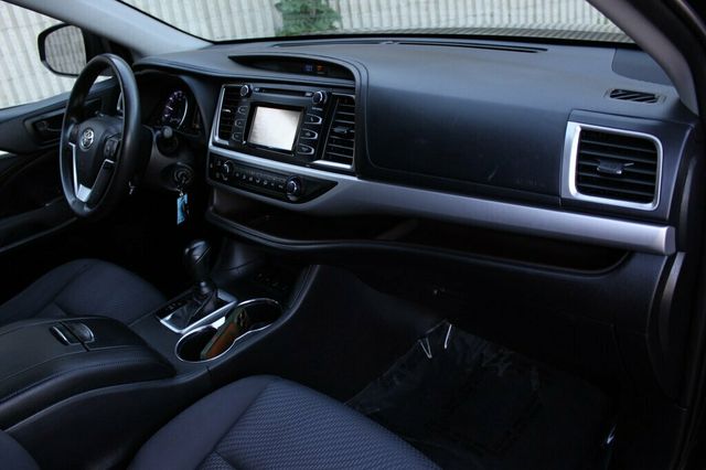 2019 Toyota Highlander AWD LE  - 23079280 - 8
