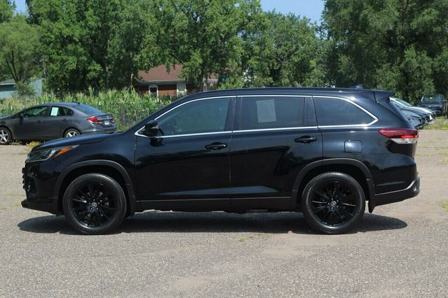 2019 Toyota Highlander AWD SE NIGHTSHADE EDITION W/ LEATHER, PWR MOONROOF,  - 23053260 - 18