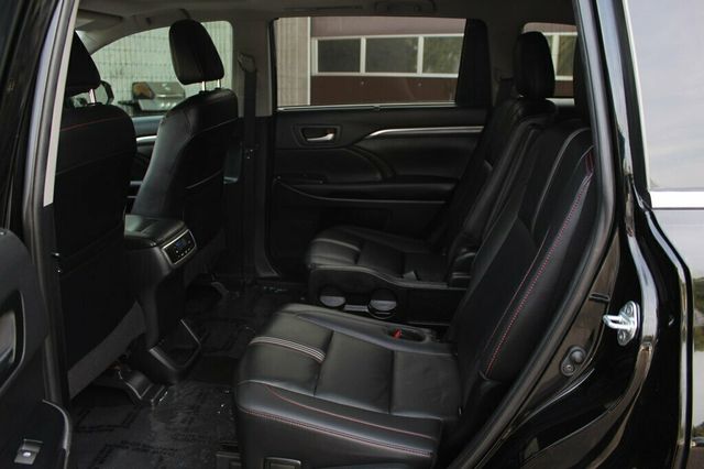 2019 Toyota Highlander AWD SE NIGHTSHADE EDITION W/ LEATHER, PWR MOONROOF,  - 23053260 - 28