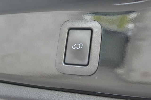 2019 Toyota Highlander AWD SE NIGHTSHADE EDITION W/ LEATHER, PWR MOONROOF,  - 23053260 - 34